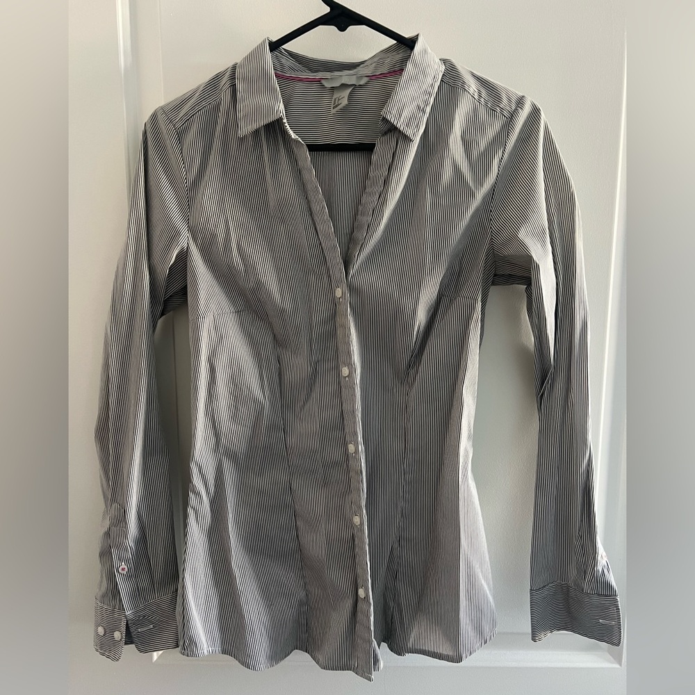 Women’s Gray Striped Shirt